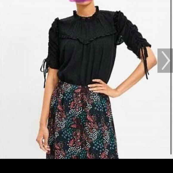 Loft Clip Ruffle Tie Sleeve Top S EUC - Picture 1 of 12